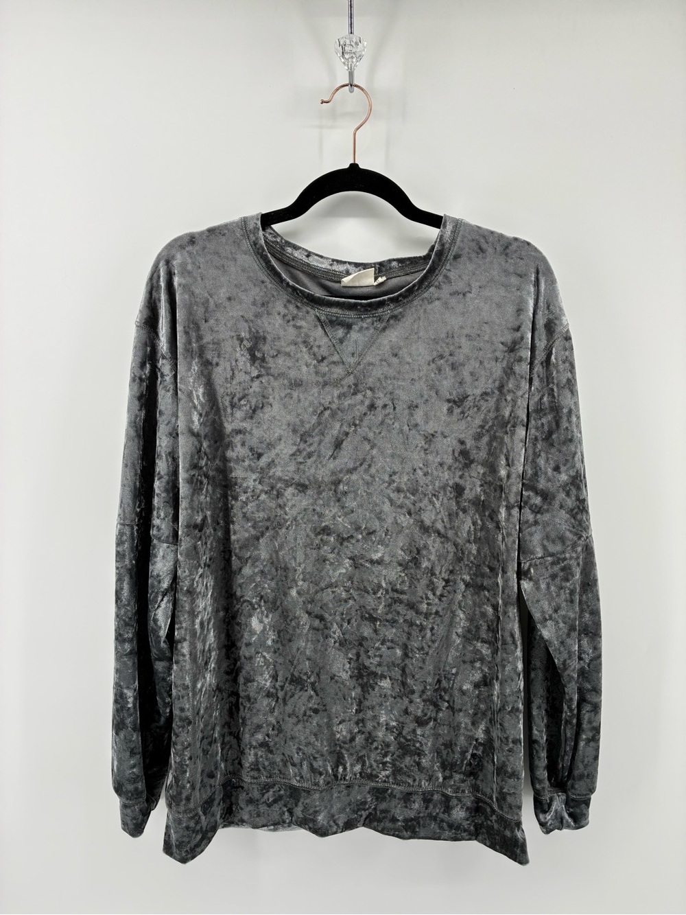 Women's Crushed Velvet Long Sleeve Crewneck - Charcoal Gray